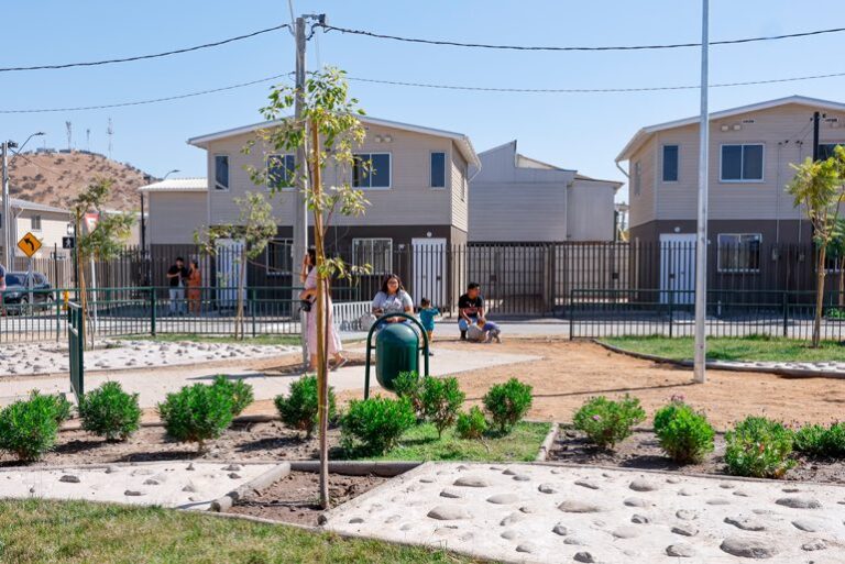 Se inauguran nuevas viviendas en Puente Alto: 149 familias beneficiadas