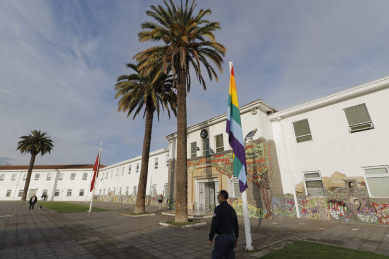 Puente Alto izará la Bandera de la Diversidad en conmemoración del Día Internacional contra el Odio hacia personas LGBTIQANB+