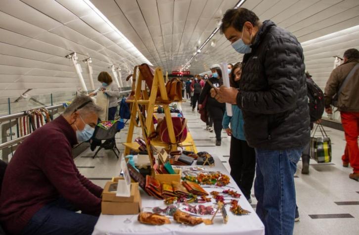 Conoce cómo postular a la Feria de emprendimiento “Mercado a un Metro” que se realizará en Baquedano