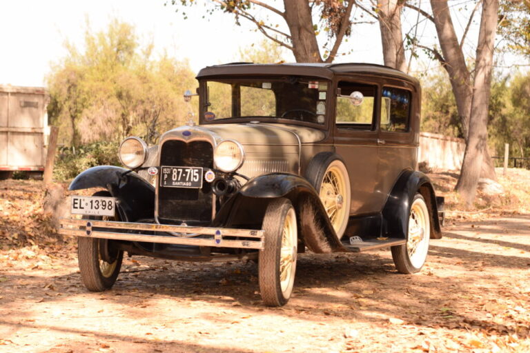 El Centro Cultural de Puente Alto invita a celebrar el día del Padre con exposición de autos clásicos