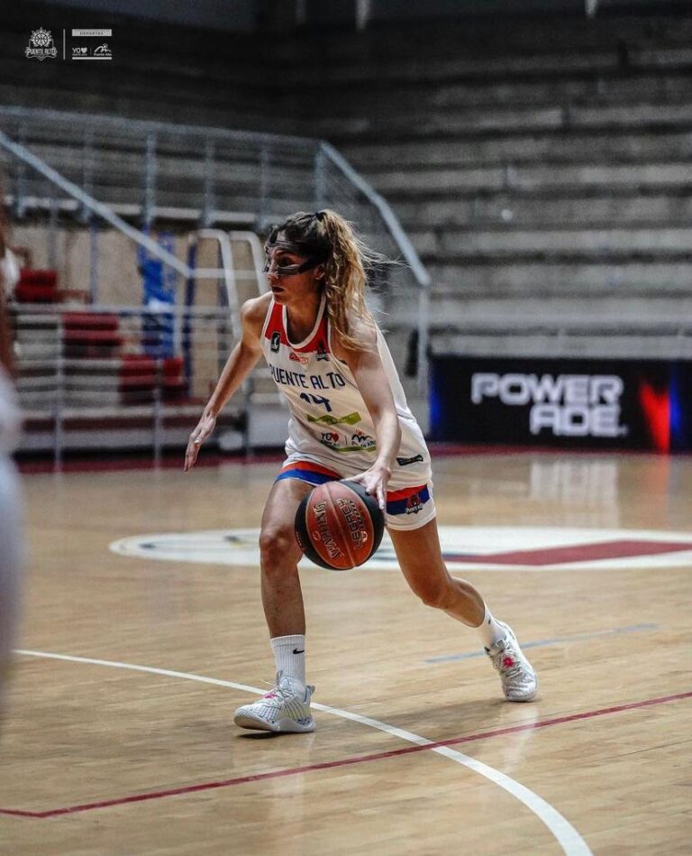 Puente Alto CD femenino consigue importante victoria ante Tomás Lawrence
