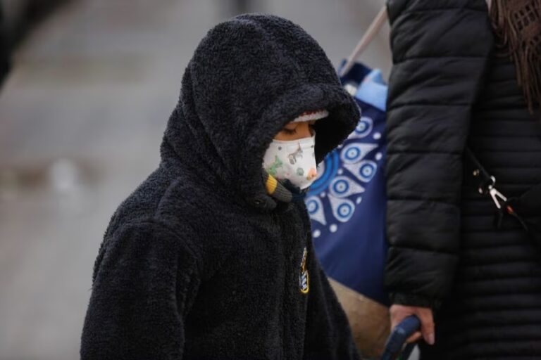 Minsal establece uso obligatorio de mascarilla para mayores de 5 años en colegios