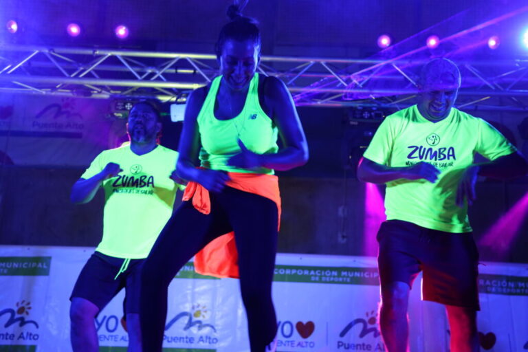 Zumba Flúor: baile, música y concursos en estas vacaciones en Puente Alto