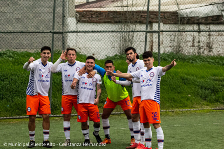 Municipal Puente Alto sueña con el Profesionalismo: venció a Rancagua Sur y se clasificó a la liguilla de ascenso