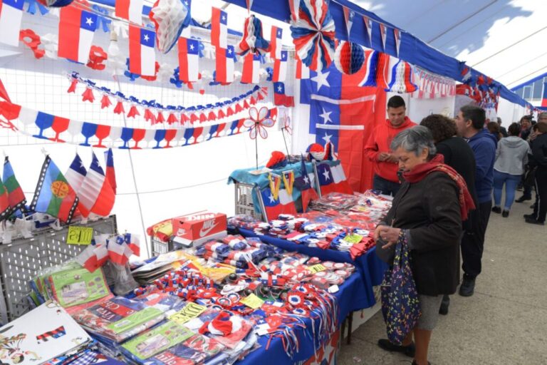 Septiembre en Puente Alto: Feria de la Chilenidad en Villa Mariano Latorre dará oportunidad a emprendedores para vender sus productos