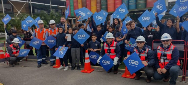 ”Volantín Seguro de CGE”: Más de 100 niños y niñas de La Pintana participaron en campaña de seguridad para elevar volantín