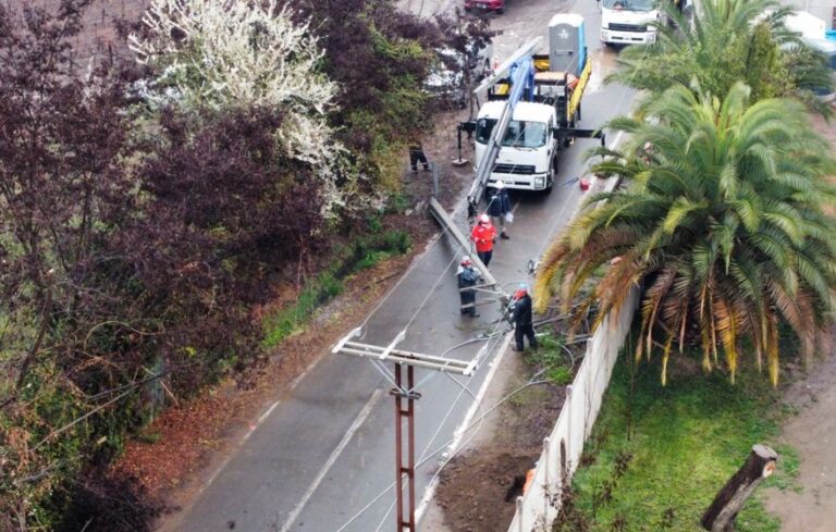 CGE activa plan de acción preventivo en Puente Alto y otras comunas por pronóstico de lluvias