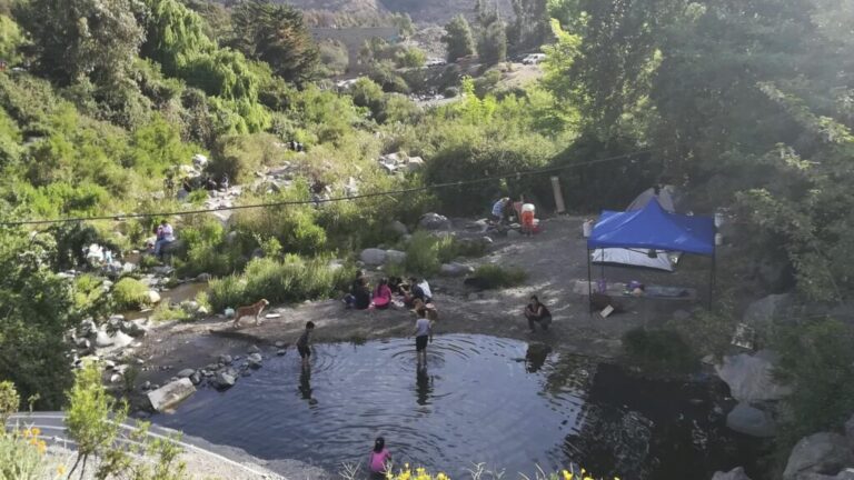 Panorama en la Provincia Cordillera: Visita en El Manzano para un día de relajo