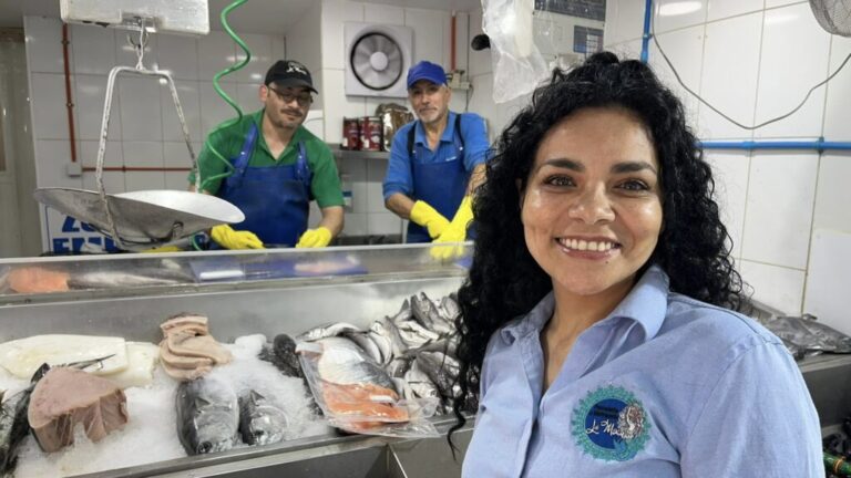 “La Morenita”: Una historia de esfuerzo y dedicación de la principal pescadería de Pirque