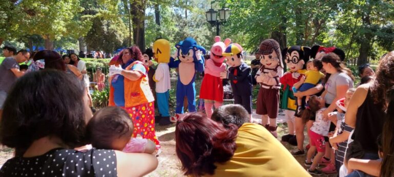 Gran Caravana Navideña Puente Alto: un encuentro entre cultura y deporte para niños y niñas de la comuna