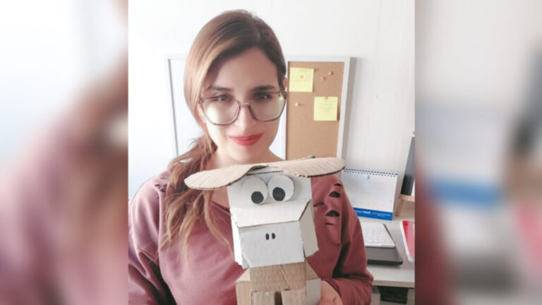 Emprendedora de Puente Alto enseña a niños con creatividad y manualidades en redes sociales