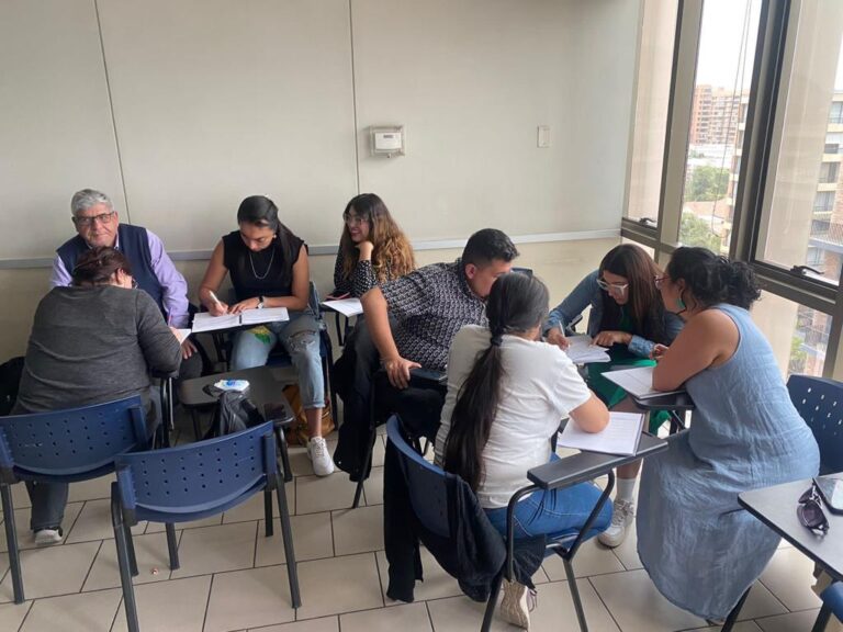 Colegios de la Protectora de la Infancia capacitan a 500 profesores de Puente Alto durante el verano
