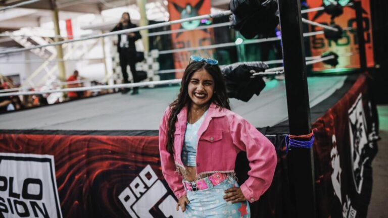 Con proyección internacional: Javiera Melo, la joven promesa de Puente Alto en la lucha libre