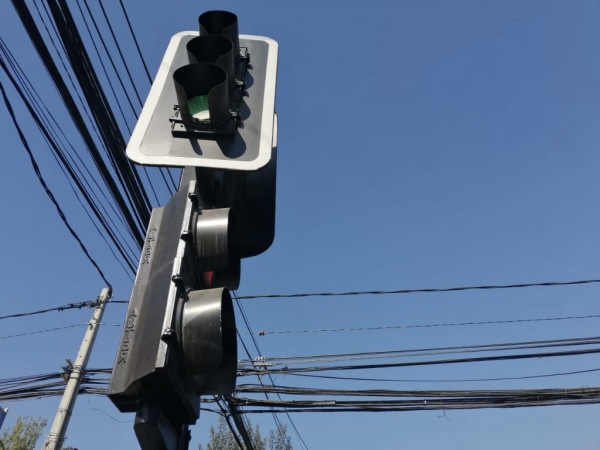 ¿Cómo solicitar un semáforo en Puente Alto?: Director de Tránsito Municipal explica el proceso