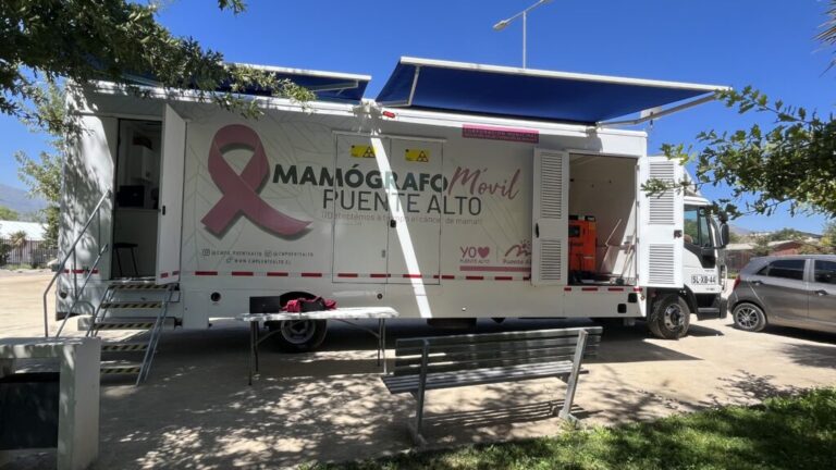 ¡A prevenir!: mamógrafo móvil de Puente Alto ya se encuentra realizando exámenes gratis