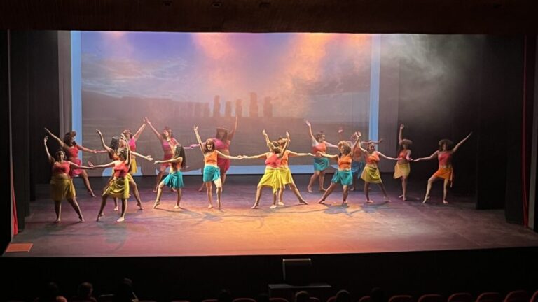 Puente Alto celebra la fuerza y el talento femenino con un espectáculo de danzas polinesias