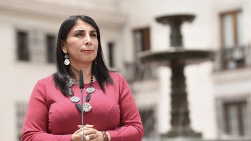 Karla Rubilar oficializó su candidatura a la alcaldía de Puente Alto y apuesta por la unidad del sector