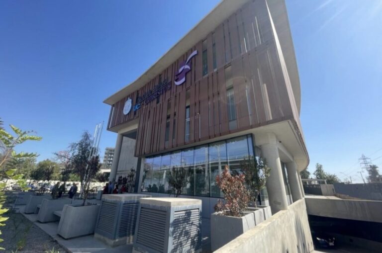 Más salud en Puente Alto: nuevo centro de innovación médica abre sus puertas en la comuna