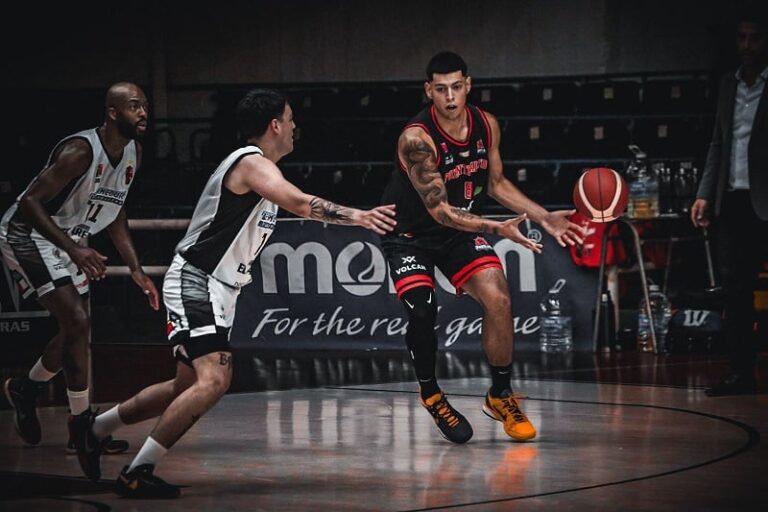 Puente Alto CD recibe a Liceo Pablo Neruda en una noche clave para la Liga JugaBet