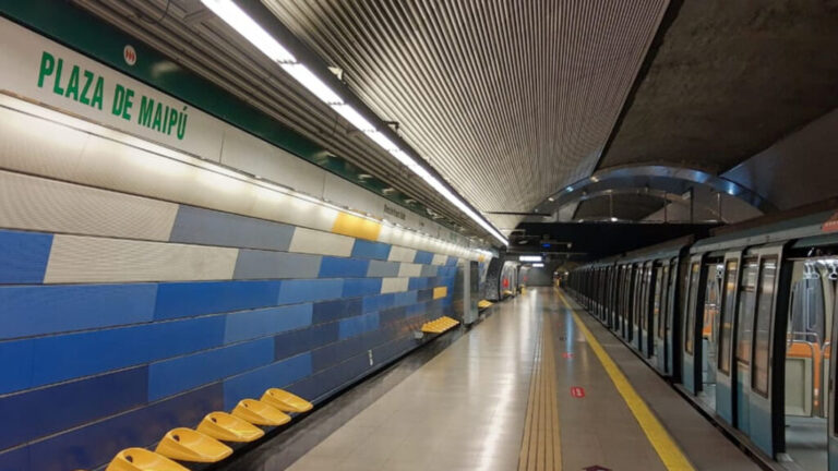 Alcalde de Maipú critica a Metro por falta de expansión en su comuna frente a nuevos desarrollos en Puente Alto y La Florida