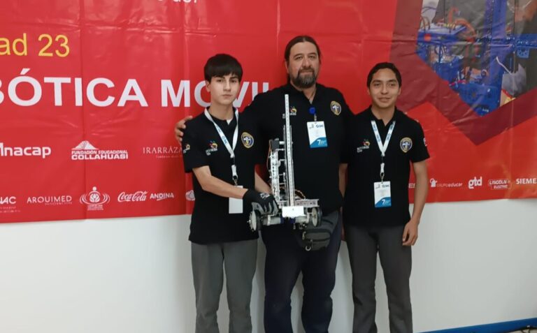 Estudiantes del Colegio Industrial Las Nieves buscan apoyo puentealtino para competir en Mundial de Robótica en Turquía