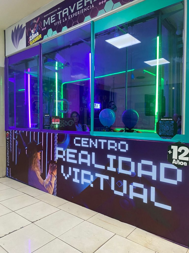 Inauguración de “Metaverso” en el Centro Comercial Plaza Puente