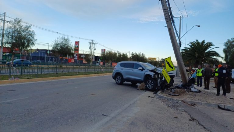 CGE reporta 10 accidentes al día y más de 1,2 millones de clientes sin energía eléctrica por postes chocados en el primer semestre de 2024