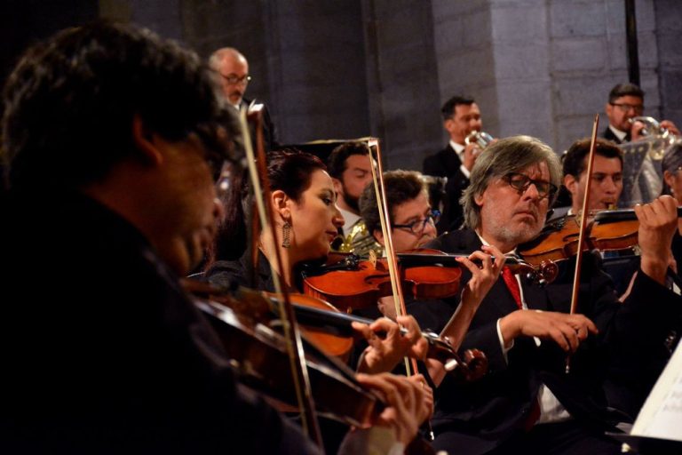 Dirigida por Gérard Korsten: Orquesta de Cámara de Chile tocará en Puente Alto