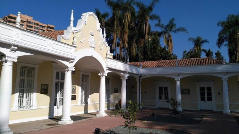 Municipalidad de Pirque organiza entretenido City Tour gratuito por Las Condes