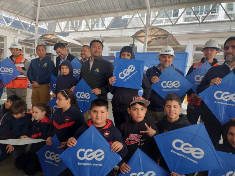 CGE lanza campaña “Volantín Seguro” en San José de Maipo, para prevenir accidentes relacionados a las redes eléctricas en Fiestas Patrias
