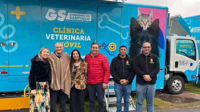 Municipalidad de Pirque presentó nueva Clínica Veterinaria Móvil