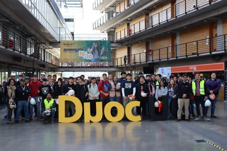 Duoc UC obtiene por tercer período consecutivo la máxima Acreditación Institucional de 7 años