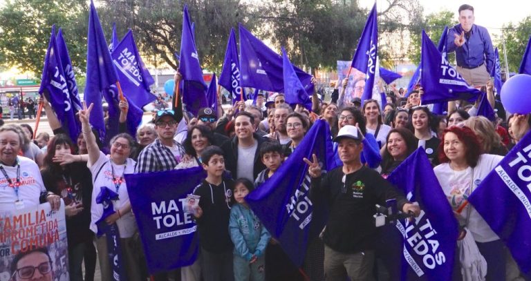 Elecciones municipales: Candidato independiente Matías Toledo realizó un un banderazo en su disputa por el sillón municipal
