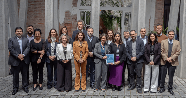 Comité de expertos presentó 14 propuestas para acelerar proceso de carbono neutralidad en Chile