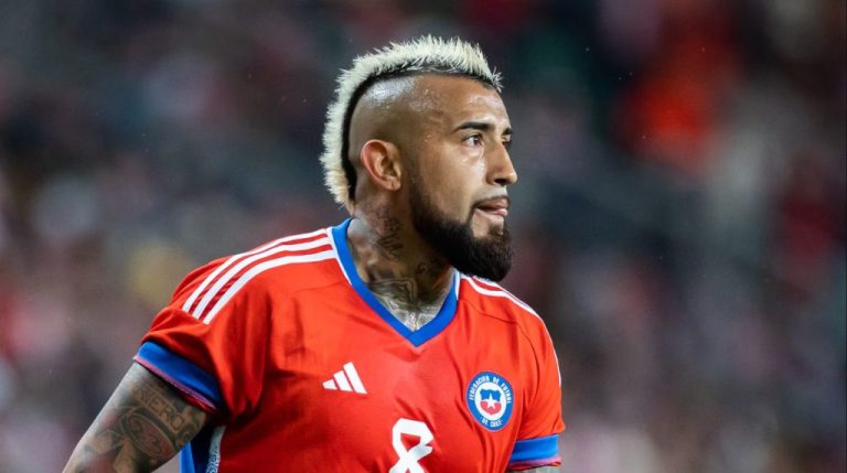 Arturo Vidal regresa a la selección chilena para la doble fecha de clasificatorias
