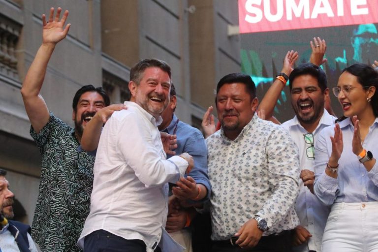 Claudio Orrego se impuso en Pirque en las elecciones de Gobernadores Regionales