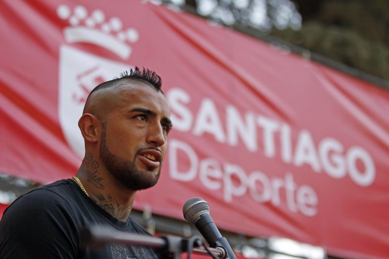 Escándalo en Colo Colo: Arturo Vidal y otros jugadores citados a declarar por denuncia de agresión sexual