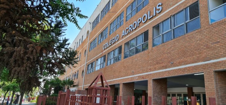 Colegio de Puente Alto sufre robo de equipos electrónicos y material escolar