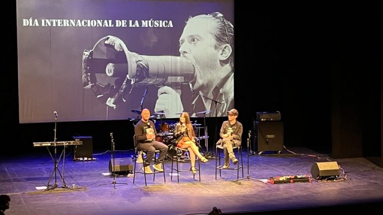 Puente Alto celebró el Día Internacional del Músico con un homenaje a Faith No More