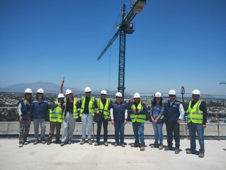 ¿En qué van las construcciones del Hospital Provincia Cordillera y el Nuevo Sótero del Río?