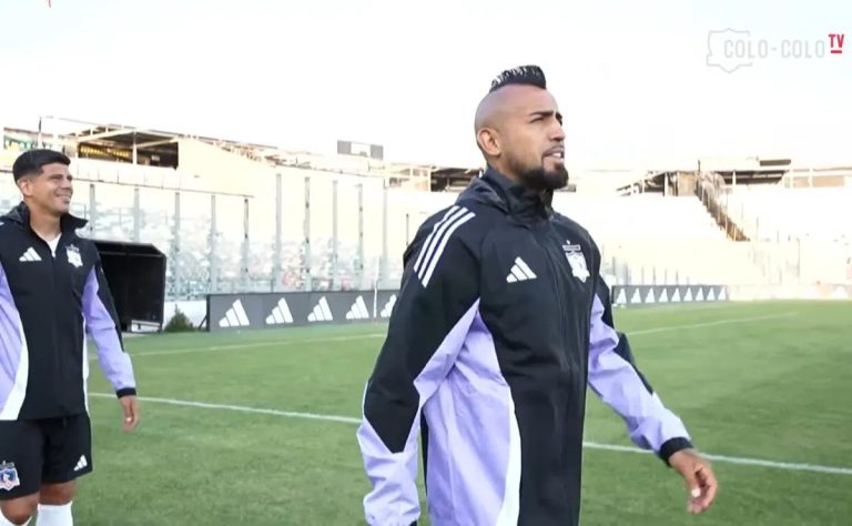 Colo Colo Desvela su Nueva Camiseta de Local para la Temporada 2025 en un Espectacular Evento en el Estadio Monumental: Tradición y Futuro en Cada Detalle 2025-01-08T23:23:30.000Z.jpg