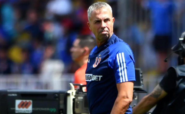 Universidad de Chile se Reestructura: Toselli Será el Portero Titular contra Godoy Cruz en Apuesta Estratégica de Álvarez 2025-01-09T18:32:02.000Z.jpg
