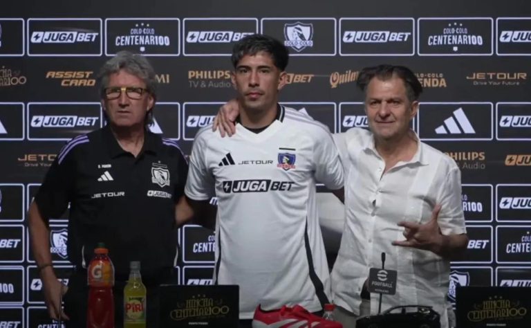 Salomón Rodríguez se une a Colo Colo como refuerzo estrella para la temporada 2025 buscando brillar en la Copa Libertadores y aspirar a la selección uruguaya. 2025-01-17T18:07:34.000Z.jpg