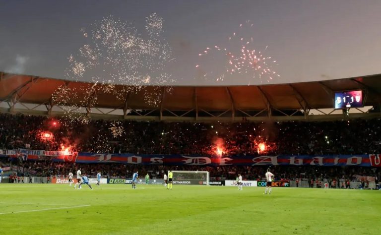 Universidad de Chile cae ante River Plate, pero su hinchada apasionada deslumbra en Concepción 2025-01-18T02:03:44.000Z.jpg
