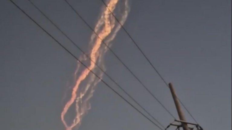 SpaceX enfrenta desafíos críticos tras explosión del cohete Starship: impacto en vuelos comerciales y futuras misiones lunares 2025-01-18T02:27:49.000Z.jpg