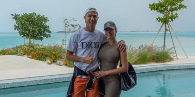 Cristiano Ronaldo sorprende a Georgina Rodríguez con emotivo homenaje en su cumpleaños 31 desmintiendo rumores de crisis añadindo palabras clave 2025-01-27T19:37:25.000Z.jpg