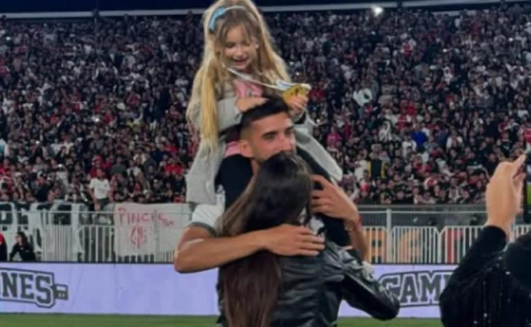 Emiliano Amor y su hija: La pasión colocolina que traspasa generaciones emociona a hinchas 2025-01-28T19:10:32.000Z.jpg