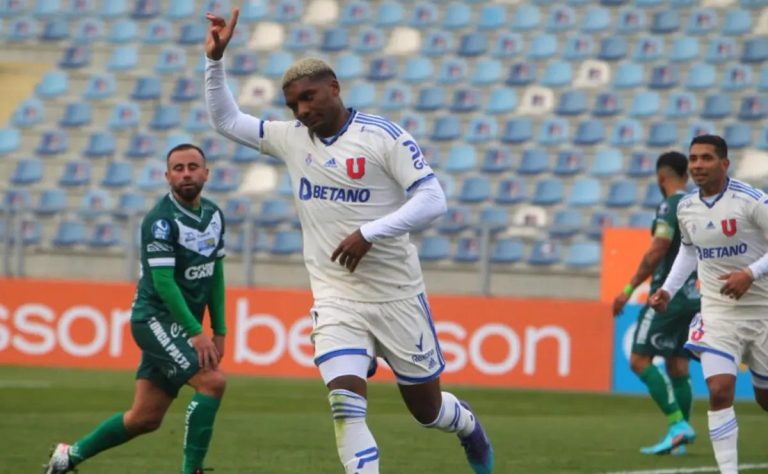 Universidad de Chile inicia su temporada 2025 en la Copa Chile: visita a Deportes Recoleta buscando repetir su éxito histórico 2025-01-29T18:50:22.000Z.jpg