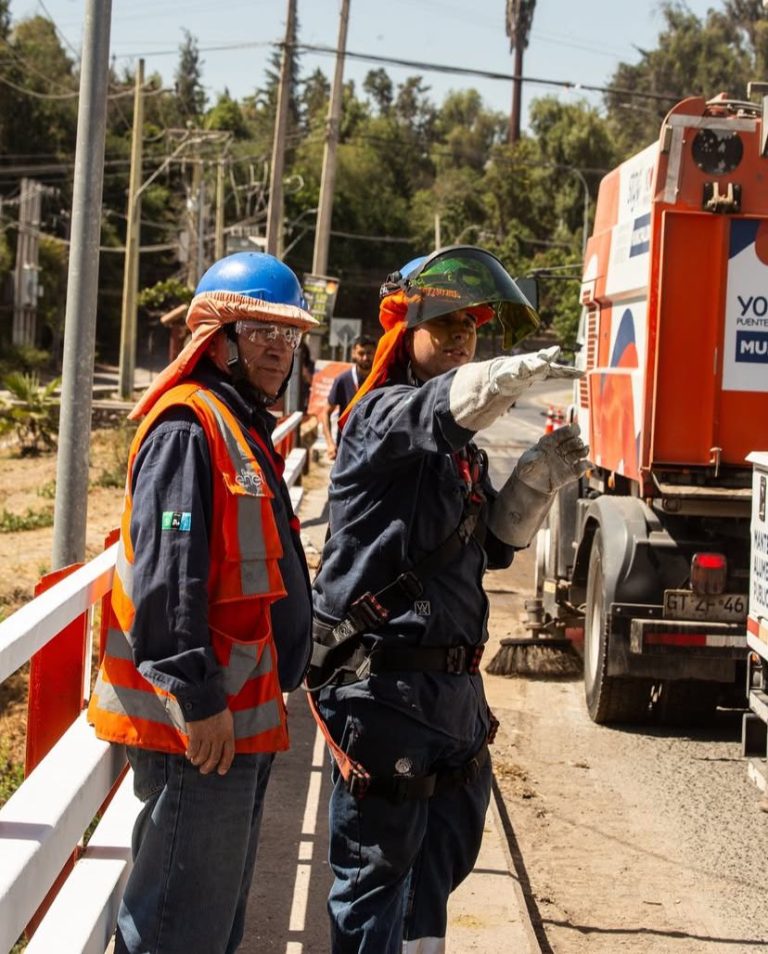 Se anunció hace una semana: Se realizan obras de mantención en puente San Ramón que conecta Puente Alto con Pirque