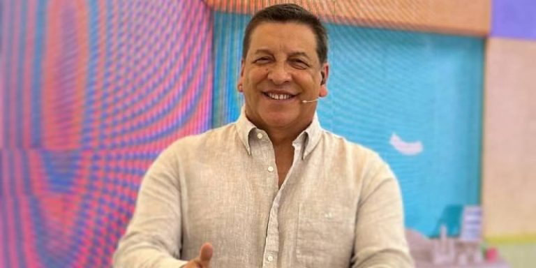 Rafael Cavada asume temporalmente la conducción de «Contigo en la Mañana» de Chilevisión durante vacaciones de Julio César Rodríguez 2025-01-27T22:19:12.000Z.jpg